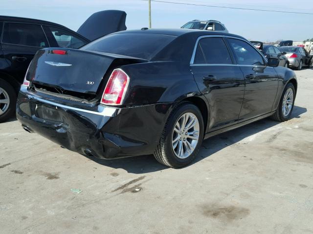 2C3CCAAGXEH157449 - 2014 CHRYSLER 300 BLACK photo 4