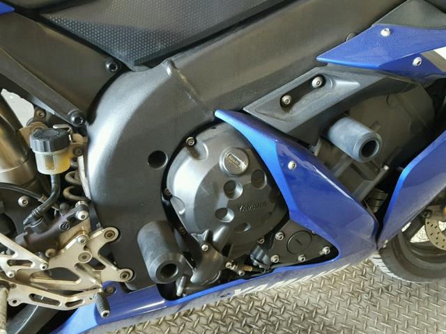 JYARN13Y04A001029 - 2004 YAMAHA YZFR1 C BLUE photo 7