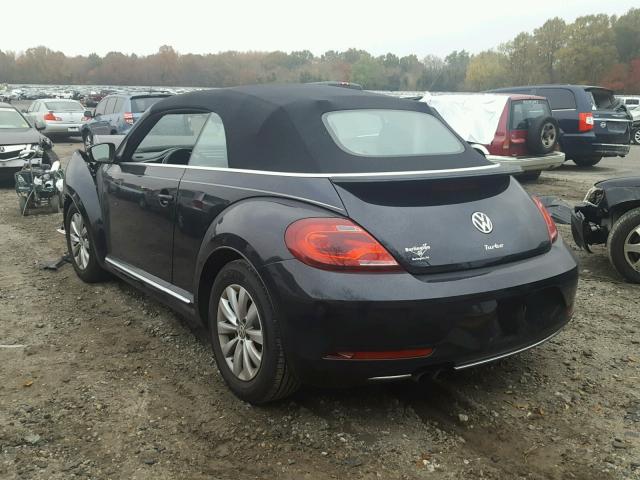 3VW517AT3HM822835 - 2017 VOLKSWAGEN BEETLE S/S 黑色 照片 3