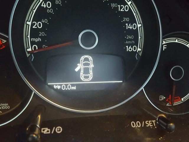 3VW517AT3HM822835 - 2017 VOLKSWAGEN BEETLE S/S 黑色 照片 8