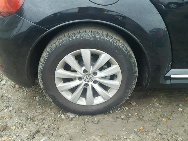 3VW517AT3HM822835 - 2017 VOLKSWAGEN BEETLE S/S 黑色 照片 9