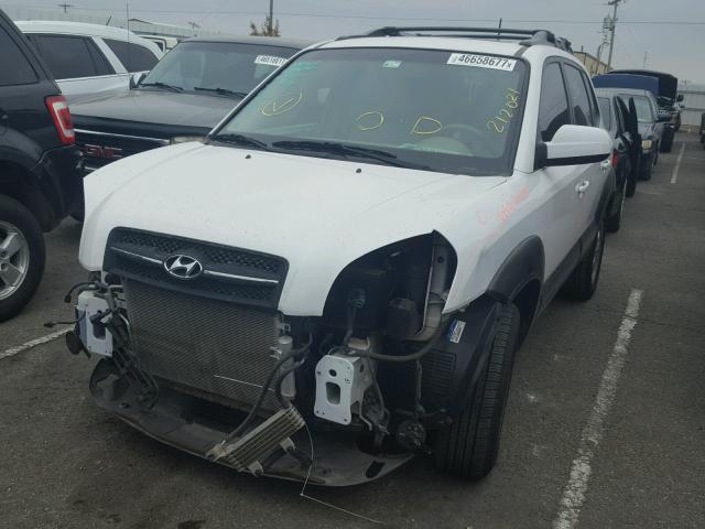 KM8JN12D45U212021 - 2005 HYUNDAI TUCSON GLS WHITE photo 2