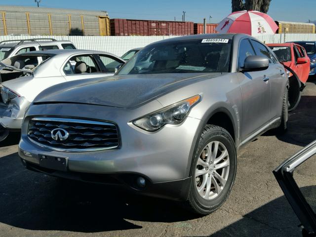 JN8AS1MU2AM800427 - 2010 INFINITI FX35 CHARCOAL photo 2