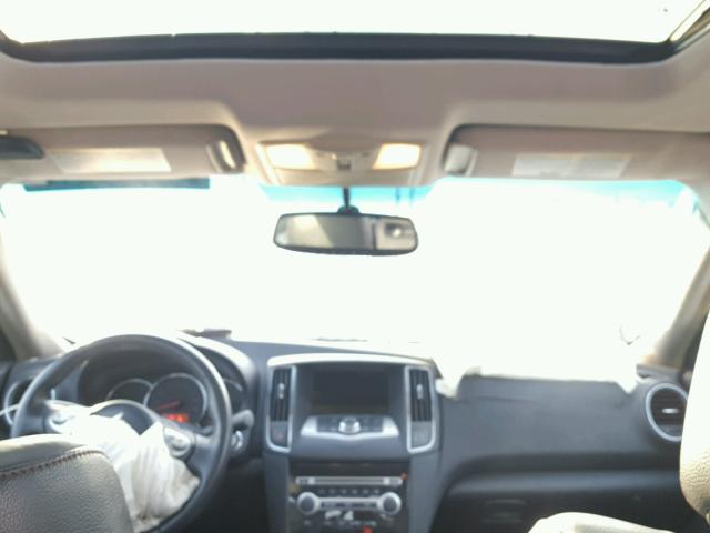 1N4AA5AP6BC848269 - 2011 NISSAN MAXIMA S Marron photo 9