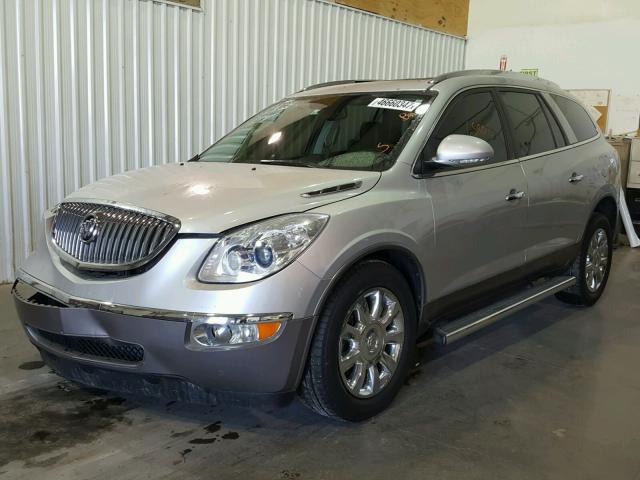 5GAKRCED9CJ276575 - 2012 BUICK ENCLAVE SILVER photo 2