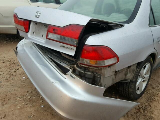 1HGCG16432A034134 - 2002 HONDA ACCORD LX SILVER photo 9