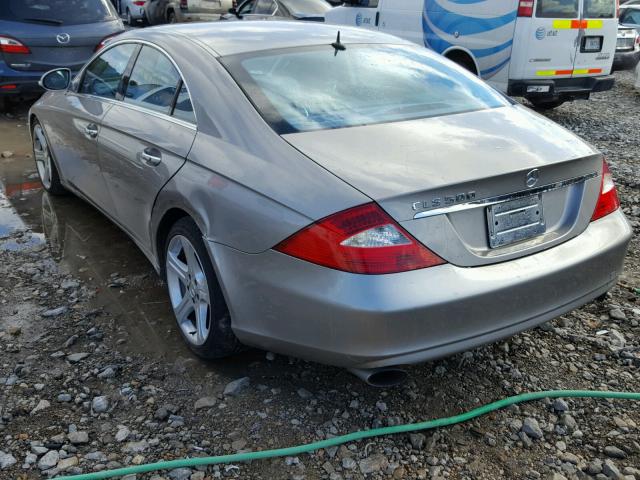 WDDDJ75X26A068239 - 2006 MERCEDES-BENZ CLS 500C GOLD photo 3