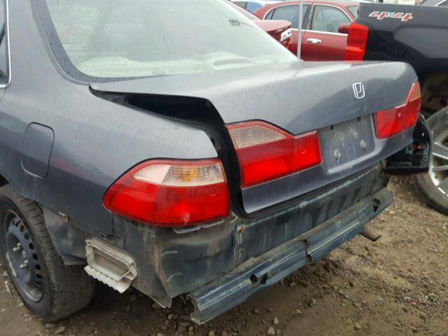 1HGCG5646YA052644 - 2000 HONDA ACCORD LX GRAY photo 9