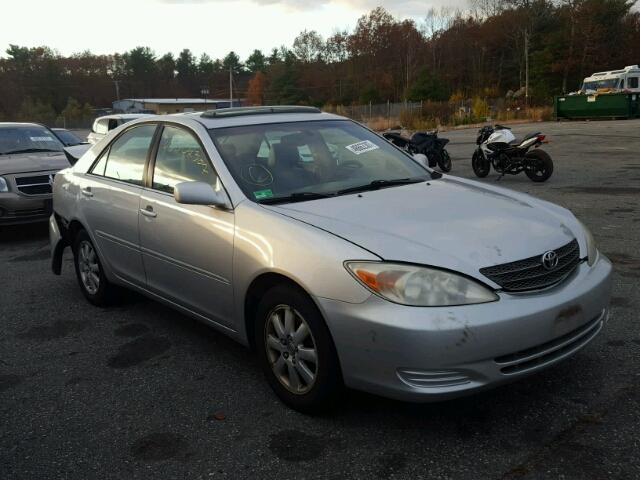 4T1BF30K62U531091 - 2002 TOYOTA CAMRY LE 银色 照片 1