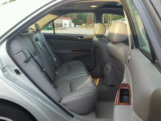 4T1BF30K62U531091 - 2002 TOYOTA CAMRY LE 银色 照片 6