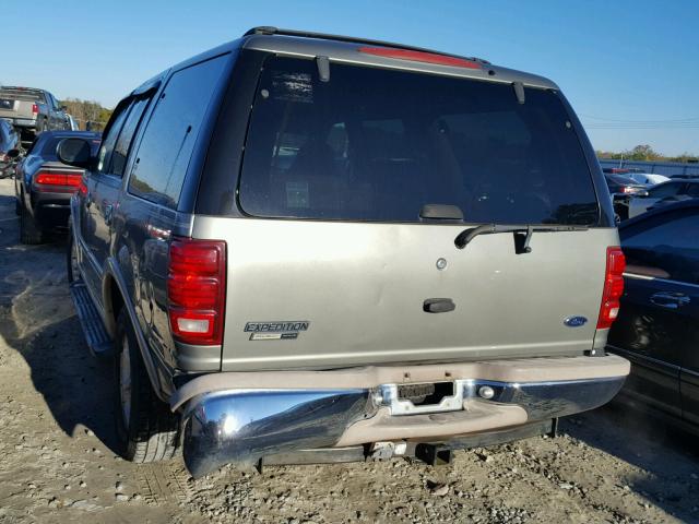 1FMRU17L7XLA60069 - 1999 FORD EXPEDITION GREEN photo 3