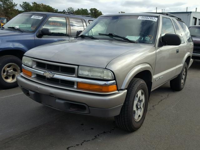 1GNCT18X63K181729 - 2003 CHEVROLET BLAZER GOLD photo 2