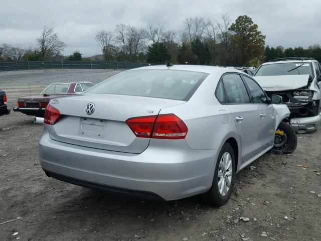 1VWAT7A36EC066147 - 2014 VOLKSWAGEN PASSAT S SILVER photo 4