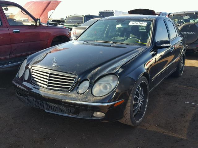 WDBUF65J74A391957 - 2004 MERCEDES-BENZ E BLACK photo 2