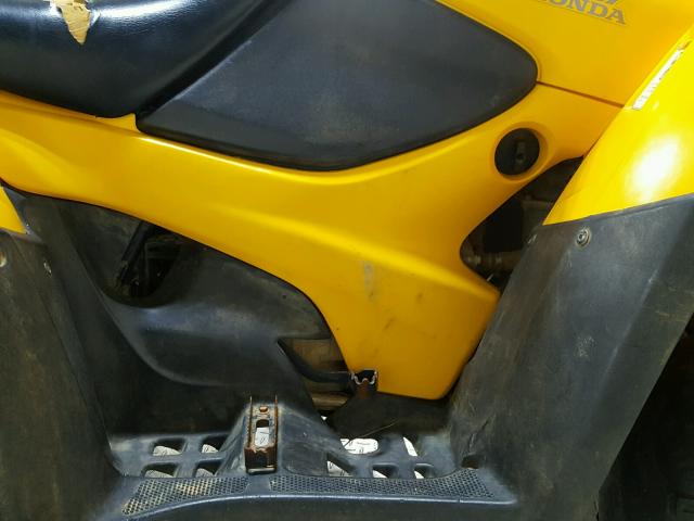 1HFTE340784100066 - 2008 HONDA TRX420 TM YELLOW photo 12