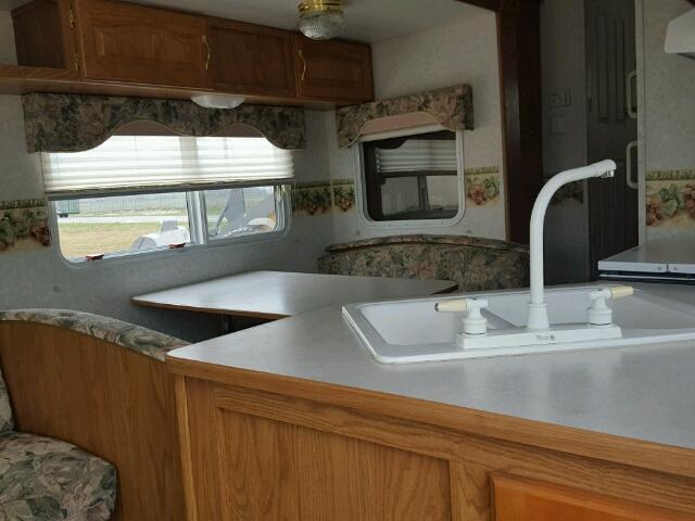 4YDF2762421203313 - 2002 KEYSTONE SPRINTER WHITE photo 9