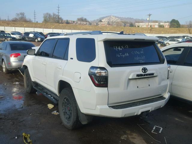 JTEBU5JR6G5371664 - 2016 TOYOTA 4RUNNER SR WHITE photo 3