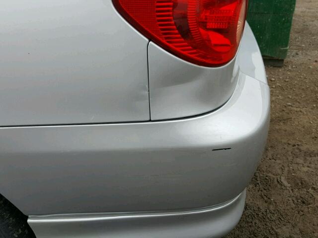 2T1BY32E35C846728 - 2005 TOYOTA COROLLA XR 银色 照片 9