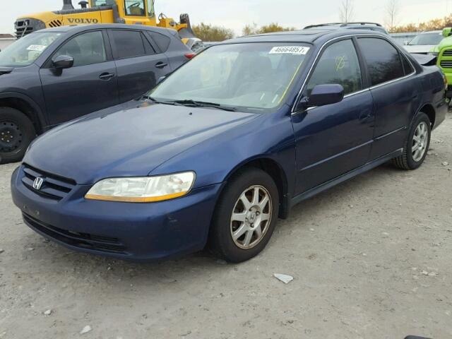 1HGCG56722A810934 - 2002 HONDA ACCORD SE BLUE photo 2