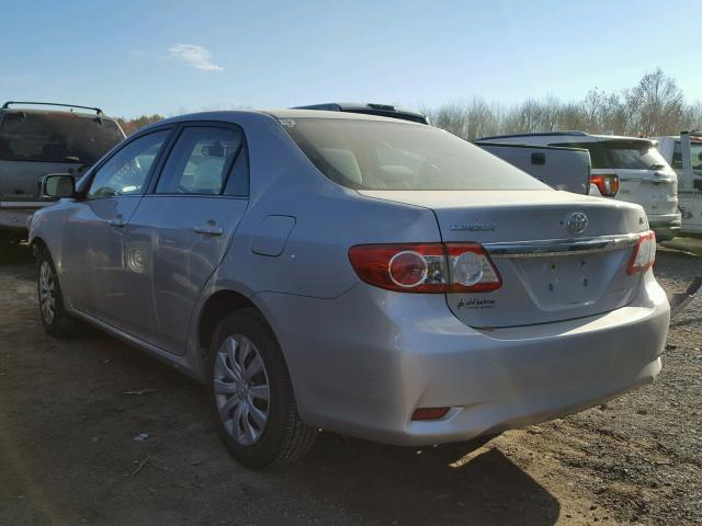 2T1BU4EE6DC937147 - 2013 TOYOTA COROLLA BA SILVER photo 3