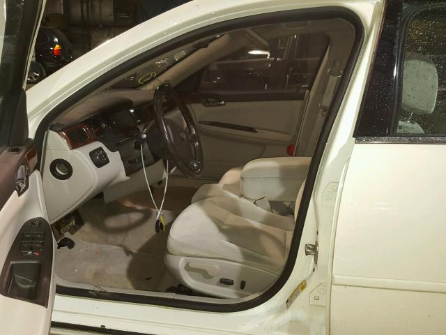 2G1WT58N379147632 - 2007 CHEVROLET IMPALA LT WHITE photo 5