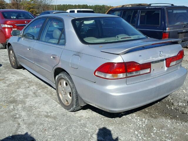 1HGCG16532A076036 - 2002 HONDA ACCORD EX SILVER photo 3