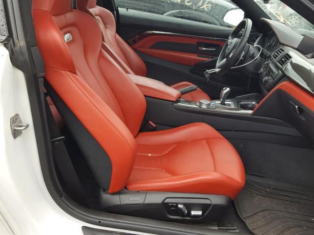 WBS3R9C59GK338440 - 2016 BMW M4 WHITE photo 5