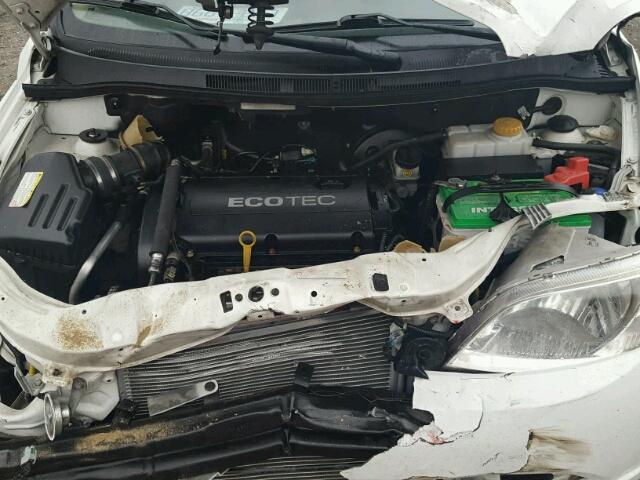 KL1TD6DE4BB235025 - 2011 CHEVROLET AVEO LS WHITE photo 7