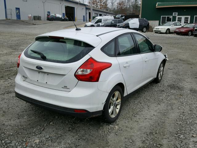 1FADP3K28DL249234 - 2013 FORD FOCUS SE WHITE photo 4