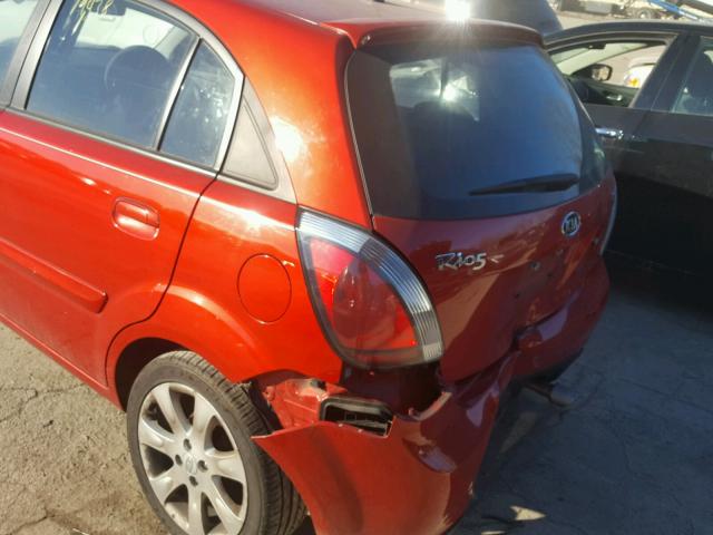 KNADH5A36B6803750 - 2011 KIA RIO BASE ORANGE photo 9