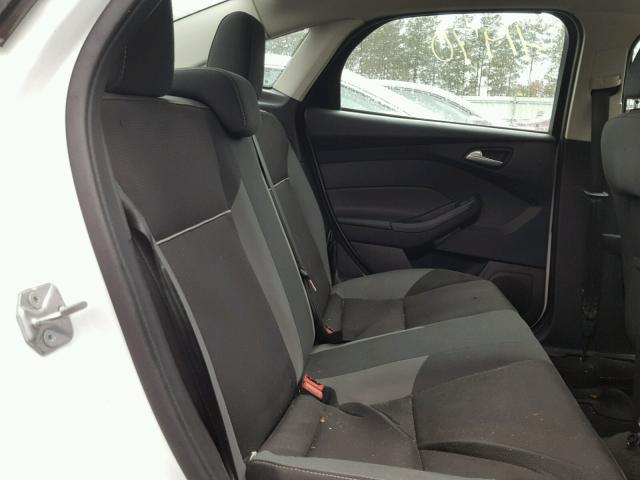 1FADP3F22EL225183 - 2014 FORD FOCUS SE WHITE photo 6
