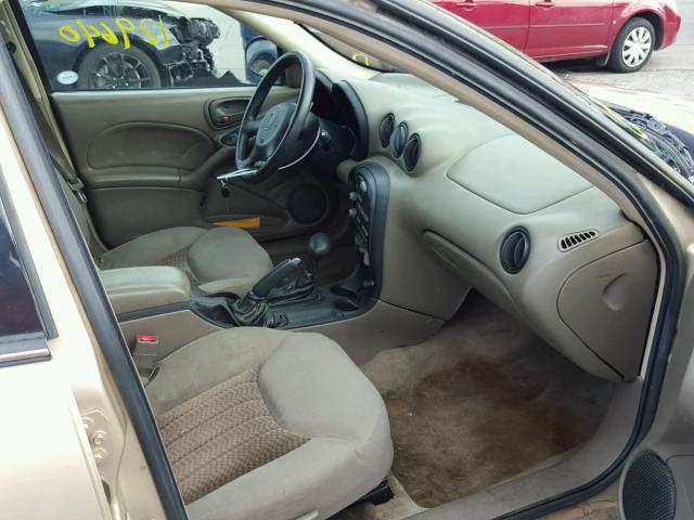 1G2NE52E05M237928 - 2005 PONTIAC GRAND AM S GOLD photo 5