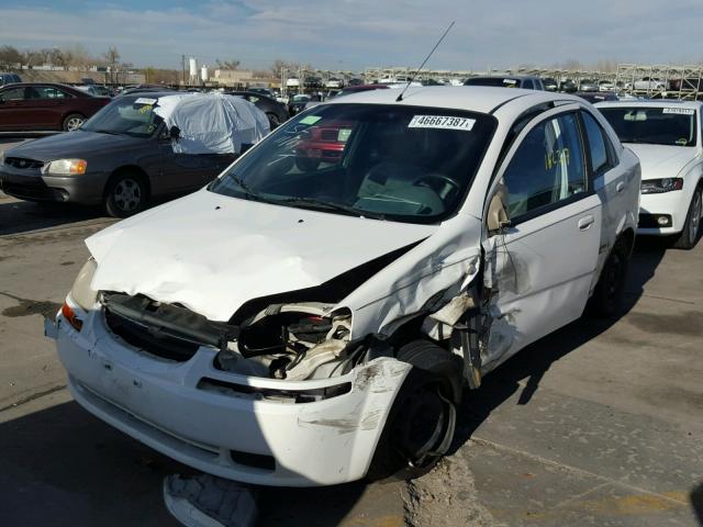 KL1TD52645B479672 - 2005 CHEVROLET AVEO BASE WHITE photo 2