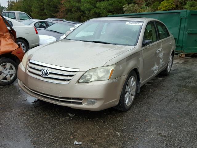 4T1BK36B55U035903 - 2005 TOYOTA AVALON XL GOLD photo 2