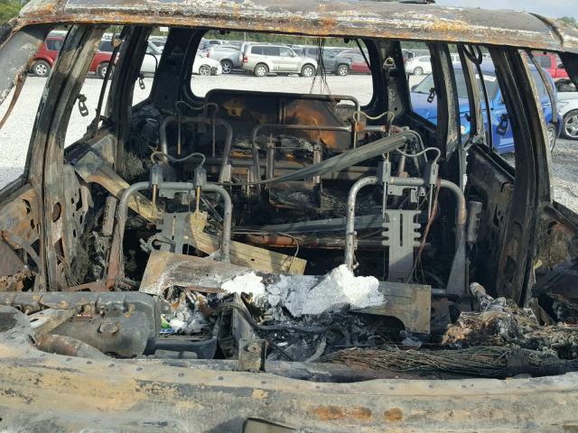 5LMEU27A4YLJ25994 - 2000 LINCOLN NAVIGATOR 白色 照片 10