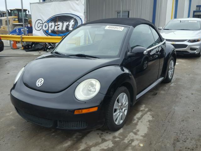 3VWPF31Y98M420378 - 2008 VOLKSWAGEN NEW BEETLE BLACK photo 2