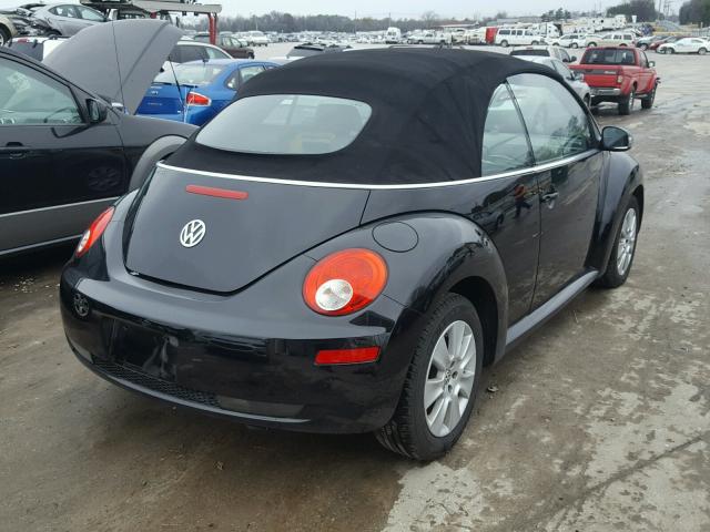 3VWPF31Y98M420378 - 2008 VOLKSWAGEN NEW BEETLE BLACK photo 4