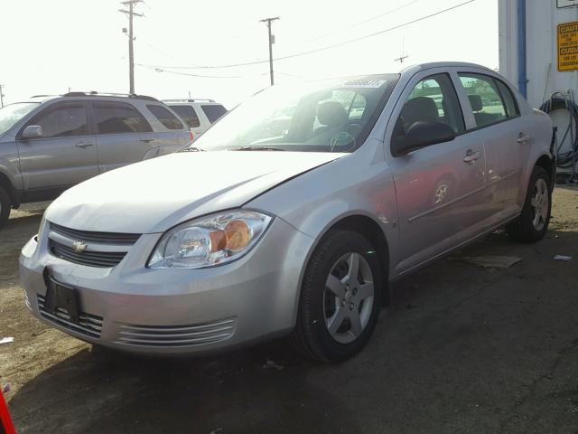 1G1AK58F387334619 - 2008 CHEVROLET COBALT LS SILVER photo 2