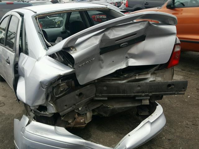 1FAFP34N37W227158 - 2007 FORD FOCUS ZX4 SILVER photo 9