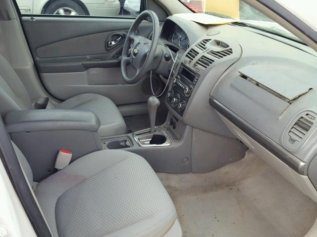 1G1ZS58F47F216246 - 2007 CHEVROLET MALIBU LS WHITE photo 5