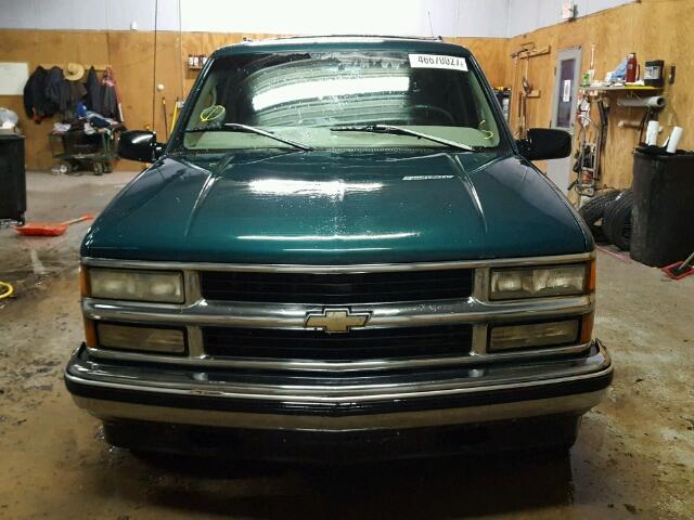 3GNFK16R5VG123223 - 1997 CHEVROLET SUBURBAN K GREEN photo 10