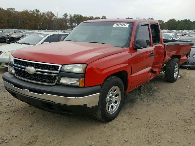 2GCEC19V261103158 - 2006 CHEVROLET SILVERADO RED photo 2