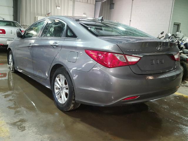 5NPEB4AC9DH739635 - 2013 HYUNDAI SONATA GLS GRAY photo 3