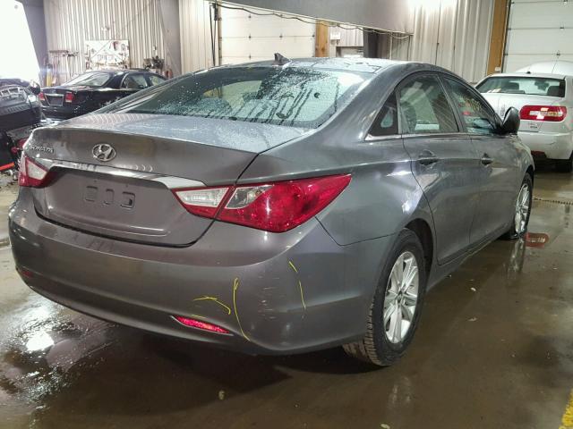 5NPEB4AC9DH739635 - 2013 HYUNDAI SONATA GLS GRAY photo 4