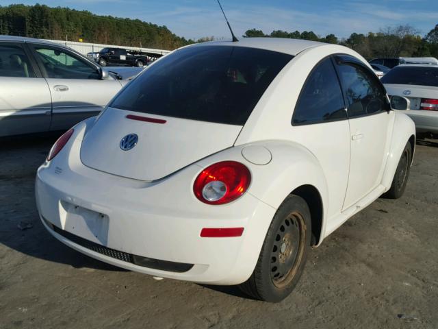 3VWPW3AG6AM007637 - 2010 VOLKSWAGEN NEW BEETLE 白色 照片 4