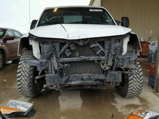 1N6BA0EC1AN312080 - 2010 NISSAN TITAN XE WHITE photo 9