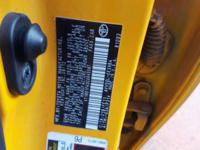 4T1BD1FK0CU045587 - 2012 TOYOTA CAMRY HYBR YELLOW photo 10