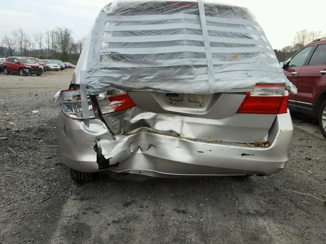 5FNRL38486B406139 - 2006 HONDA ODYSSEY EX SILVER photo 9