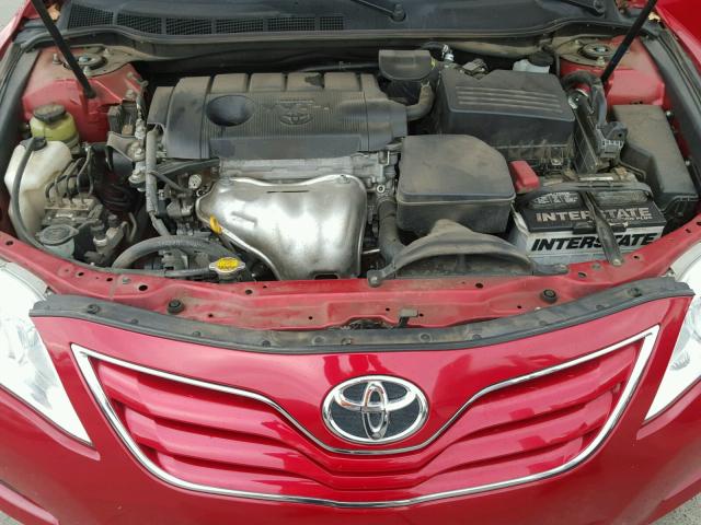 4T1BF3EK6BU728254 - 2011 TOYOTA CAMRY BASE RED photo 7