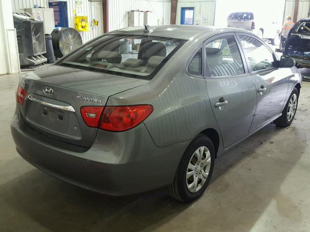 KMHDU4AD7AU028866 - 2010 HYUNDAI ELANTRA BL GRAY photo 4